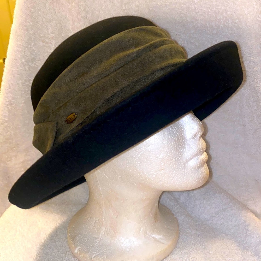 COPY - Vintage Scala 100% Wool Cloche Hat in Black